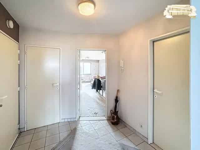 Appartement te koop in Ekeren: 2 slaapkamers, Zuid-terras
