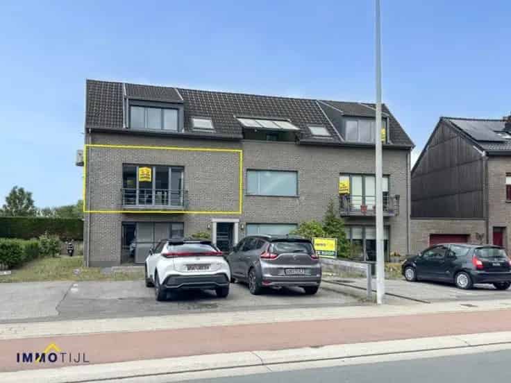 Appartement Te Koop Aalst: 2 Slaapkamers, Terras en Staanplaats
