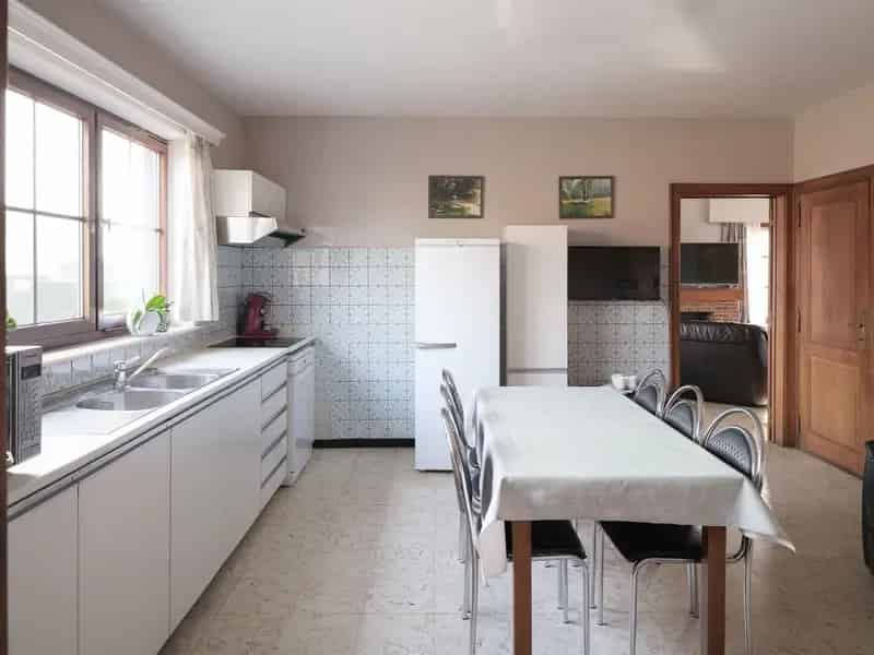 Villa met Bijgebouwen Hansbeke