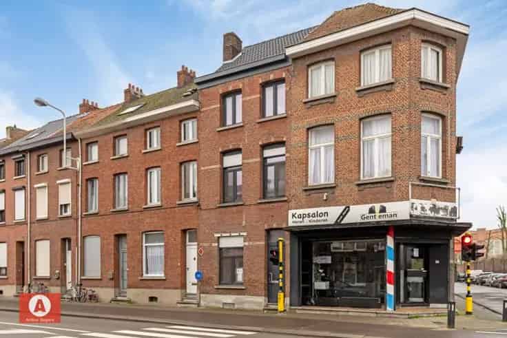 Herenhuis Mechelen Te renoveren 147m²