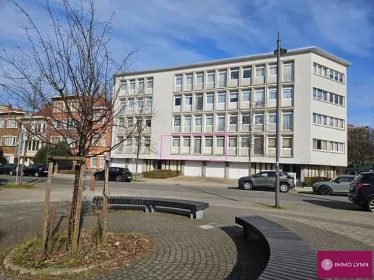 Gerenoveerd 2-kamerappartement nabij Albert Park