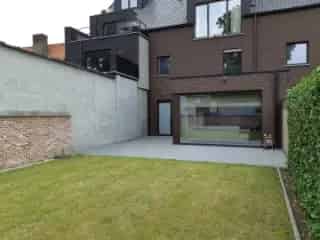 Appartement te koop Sint Laureins - Ruim 2 slaapkamers, terras en tuin