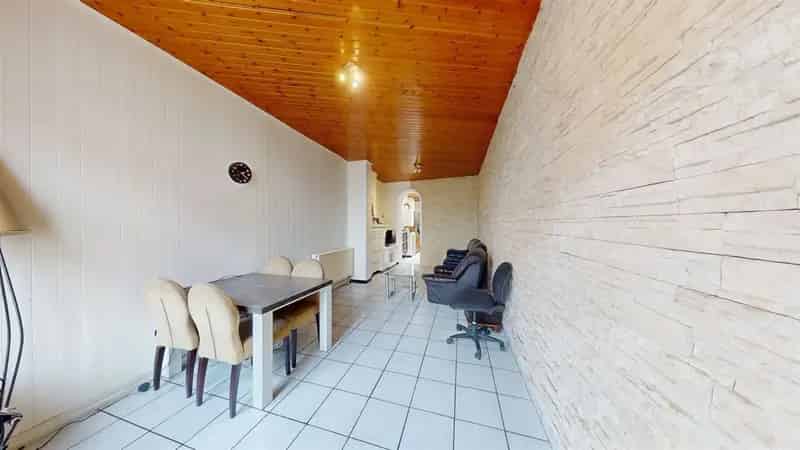Geraardsbergen: Instapklare woning, 3 slaapkamers en terras