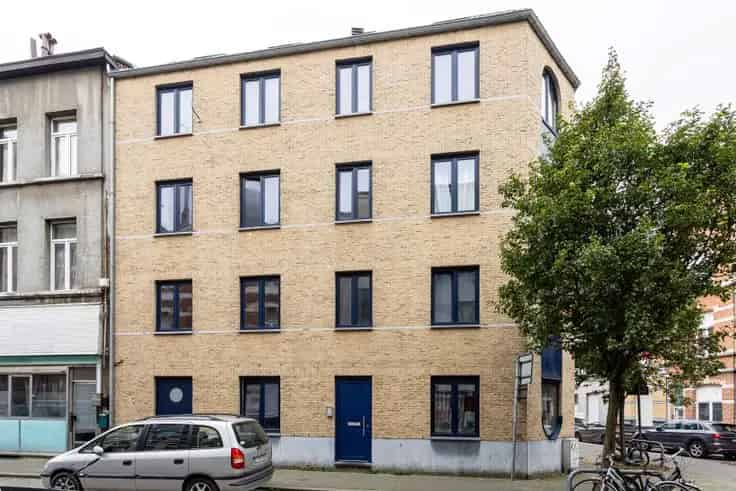 Appartementenblok Te Koop: 7 Studio's in Stadscentrum