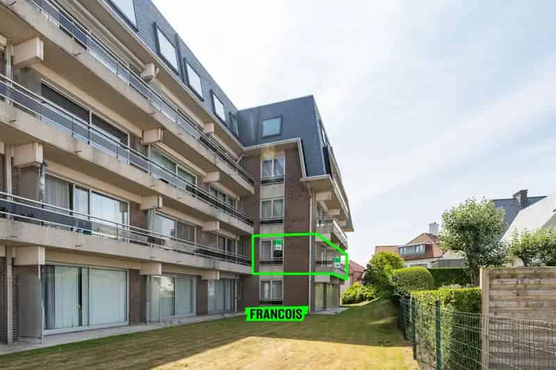 Centraal gelegen studio met zonnig balkon in de Concessie