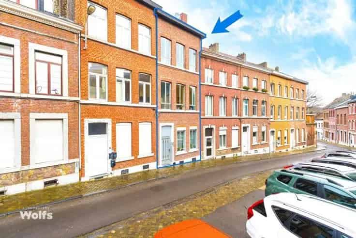 Ruim Dorpshuis Te Koop 200m2 6 Slaapkamers Terras