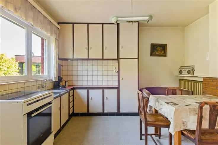 Te renoveren woning met groenzicht in Bonheiden
