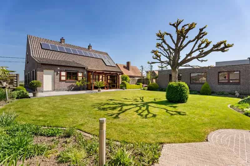 Huis te huur Lotenhulle: Charmante Villa 282m² met Bijgebouw