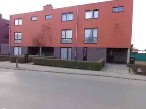 Appartement Gallaitlaan: 1-5 slaapkamers, 3 verdiepingen