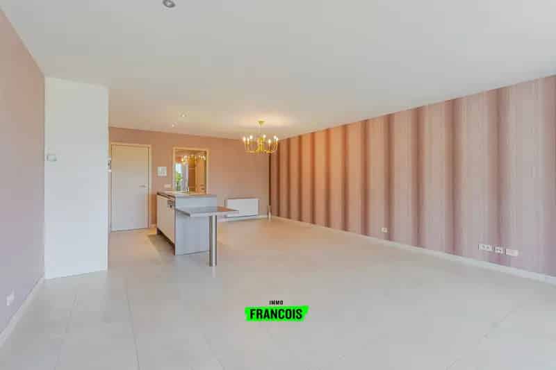 Modern Appartement Mariakerke Strand Nabij