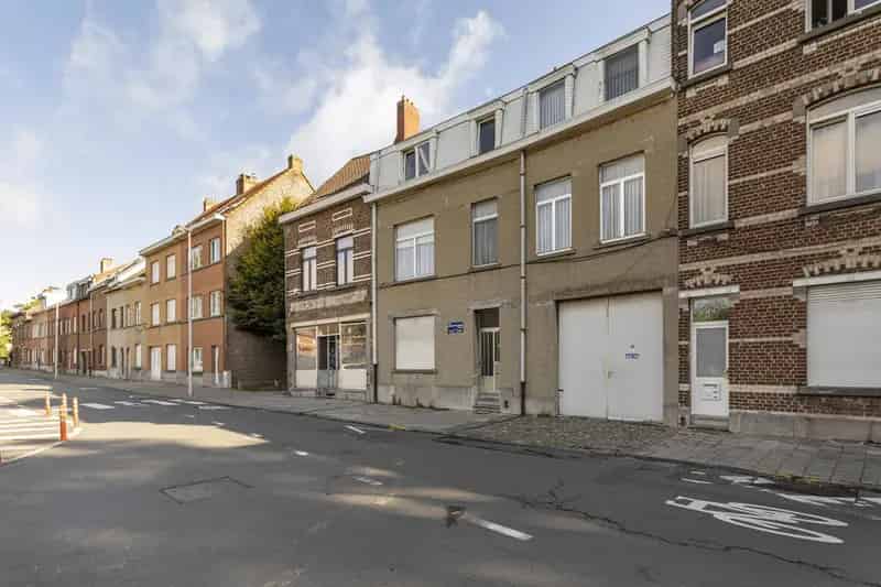 Te renoveren duplex 2 slaapkamers Anderlecht