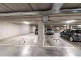 Garagebox te koop Halle - Ruime ondergrondse parking
