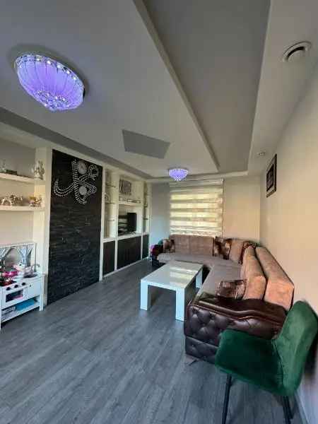 Gerenoveerde woning 4 slaapkamers garage