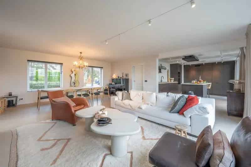 Charmante Hoeve met Vergezichten op de Velden