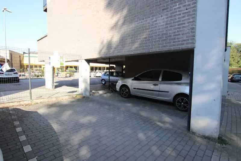 Parkeerplaats Te Koop