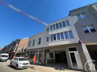 Handelspand te koop Oudergem 580m²