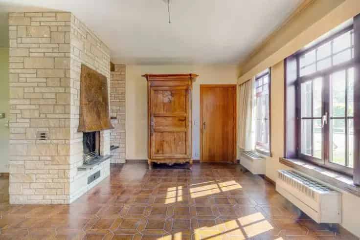 Huis te koop Heusden: Te renoveren woning met karakter