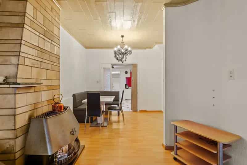 Te renoveren gezinswoning 4 slaapkamers Boom