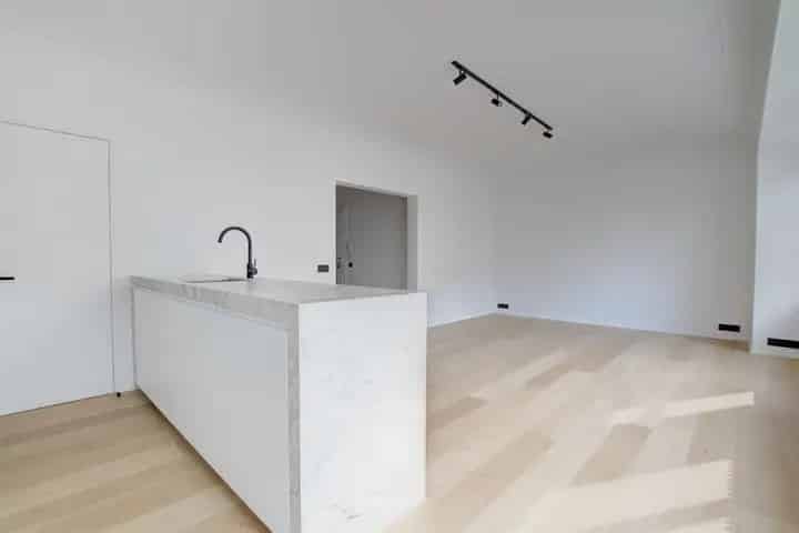 Appartement te huur Woluwe-Saint-Lambert 100m²