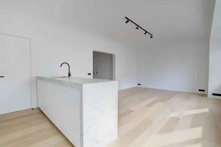 Appartement te huur Woluwe-Saint-Lambert 100m²