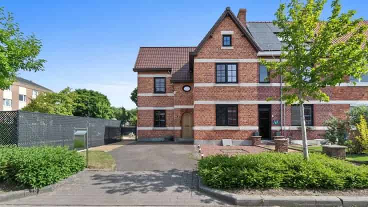 Huis Te Koop Genk 4 slaapkamers Instapklaar Energiezuinig