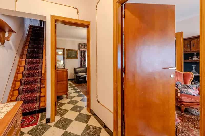 Te renoveren woning met 2 slaapkamers