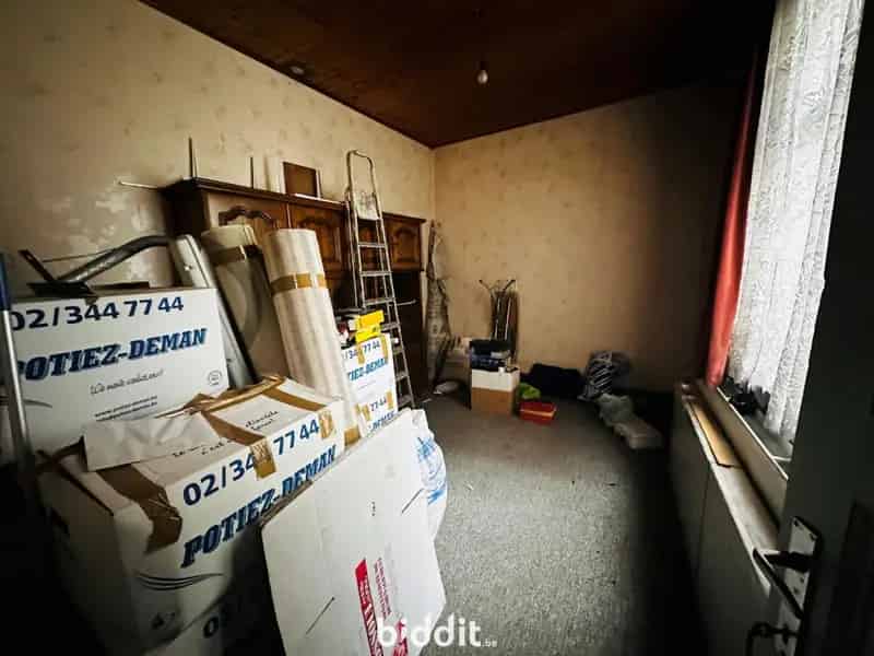 Te renoveren huis met garage 2 wooneenheden Sint-Joost-ten-Node