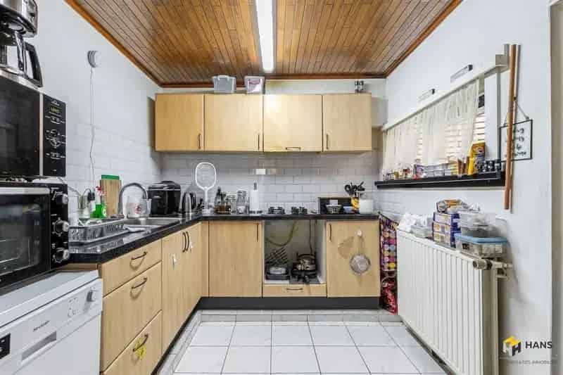 Huis te huur Antwerpen 95m² 2 slaapkamers koer