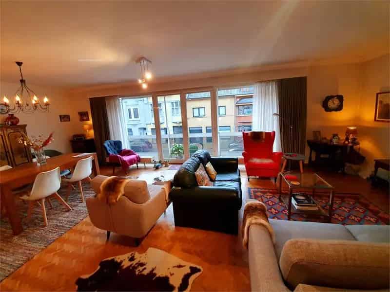 Appartement te huur Sint-Andries 3 slaapkamers