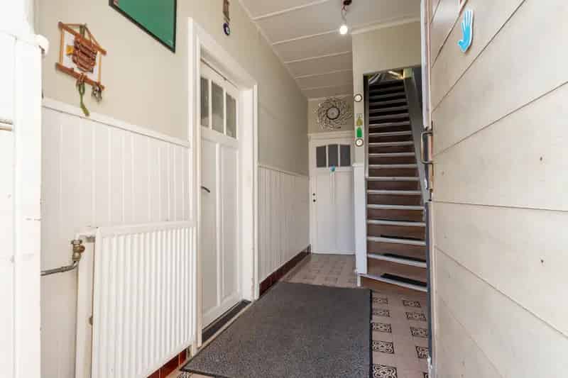 Huis te koop: 3 slaapkamers, stadstuin, nabij winkels en scholen