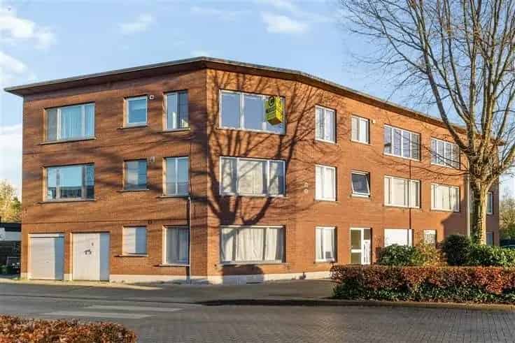 Recent gerenoveerd 2 slpk appartement Hove
