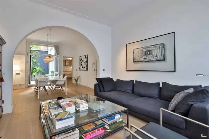 Herenhuis te koop Markgravewijk 5 slaapkamers 3 badkamers