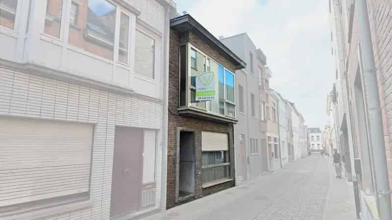 Huis te koop Eeklo Centrum Ruime Stadswoning met Tuin 160m2