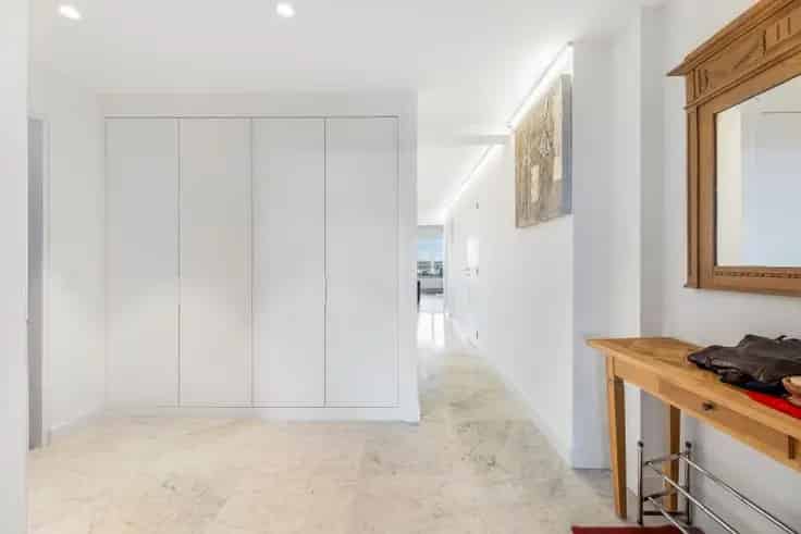 Penthouse te Koop: 3 Slaapkamers, Panoramisch Uitzicht, Stadscentrum
