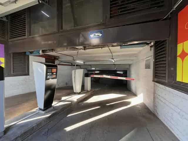5 Parkings