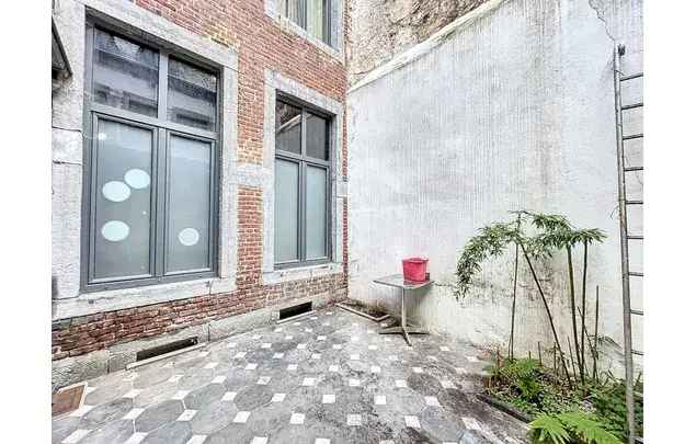 Huur 2 slaapkamer huis van 149 m² in Namur