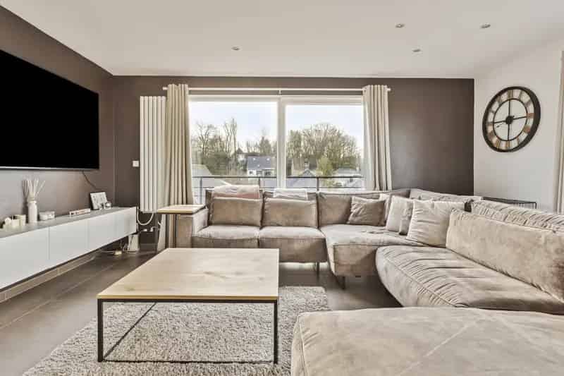 Appartement te koop: Instapklaar gerenoveerd appartement met 2 slaapkamers
