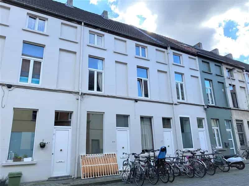 Rijwoning te huur Gent 4 slaapkamers