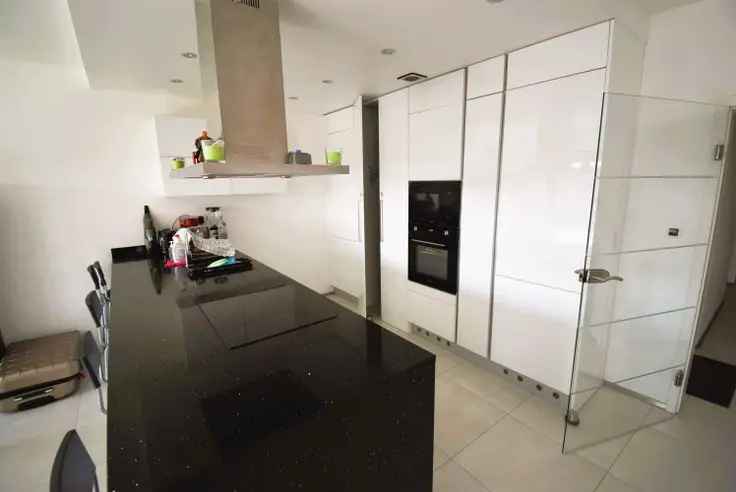 Appartement 2 slaapkamers Te Koop  Potaerdegatstraat