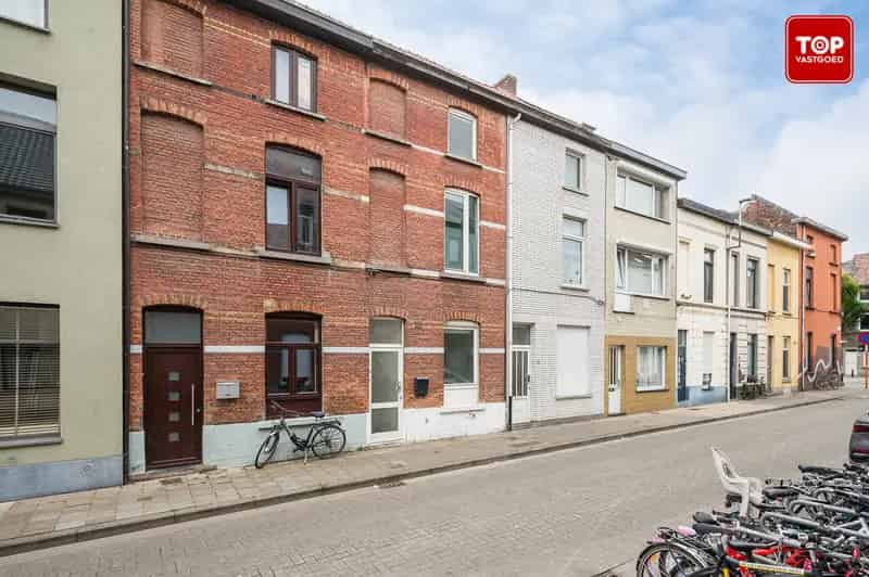 Huis te huur Gent: 4 slaapkamers, gerenoveerd