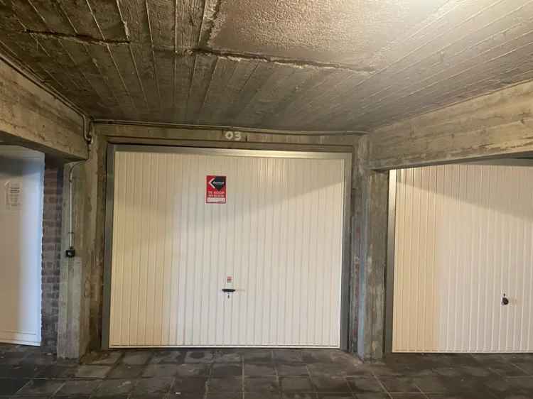 Te koop parkeerplaats Oostende ruime garagebox met verhuurmogelijkheid