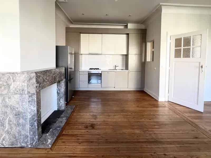 Appartement te huur Schaarbeek 105m² 2 slaapkamers terras