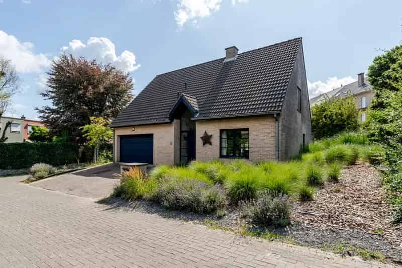 Vrijstaande gezinswoning 3 slaapkamers garage tuin