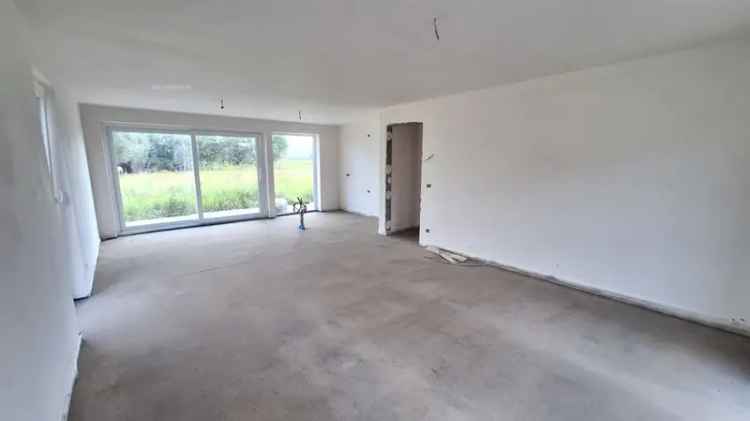 Nieuwbouw halfopen woning te koop in Ieper