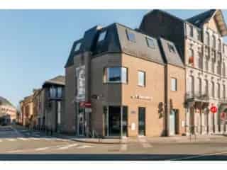 Kantoorruimte te koop Jambes 320m²