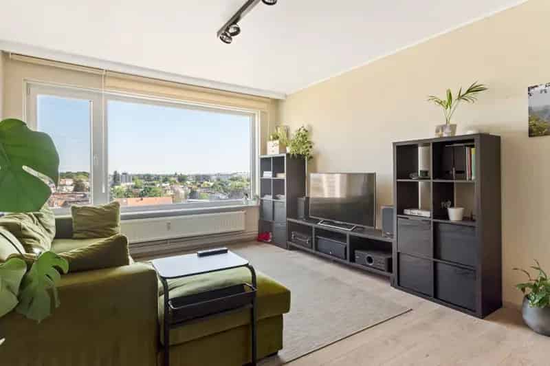 Appartement te koop Berchem 1 slaapkamer terras kelder
