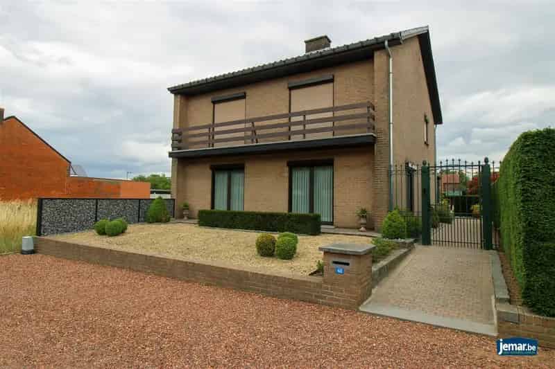 Huis te huur Maasmechelen: 3 slaapkamers, 2 badkamers, grote tuin