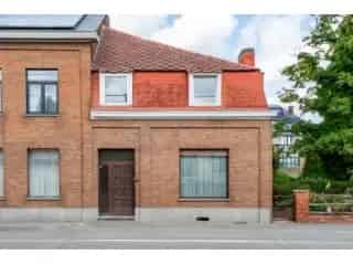Huis te koop Anderlues te renoveren 3 slaapkamers garage