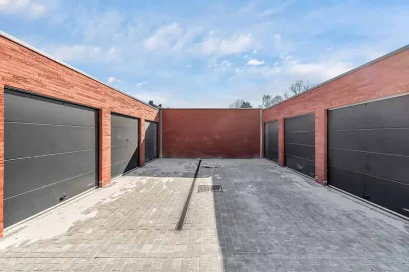 Garage te koop Iddergem - Elektrische poort