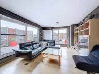 Penthouse te koop Sint-Jans-Molenbeek 4 slaapkamers groot terras